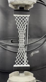 Foglio pantografico soggetto a trazione